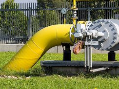 High pressure gas pipeline